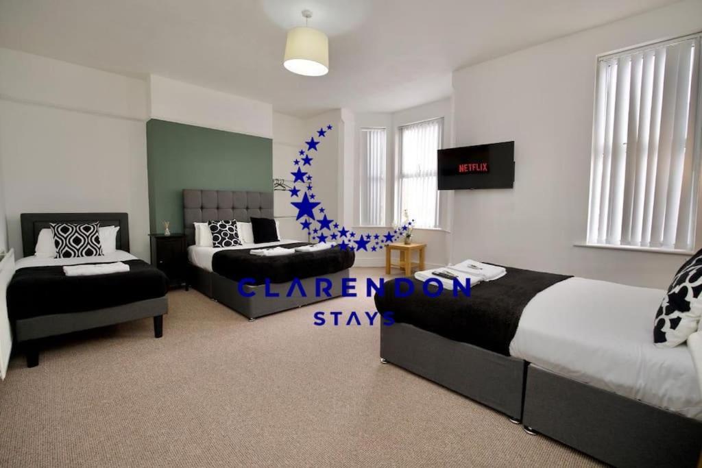 6br, Free Parking, Wifi, Smarttvs, Sleeps 16 Holiday home *